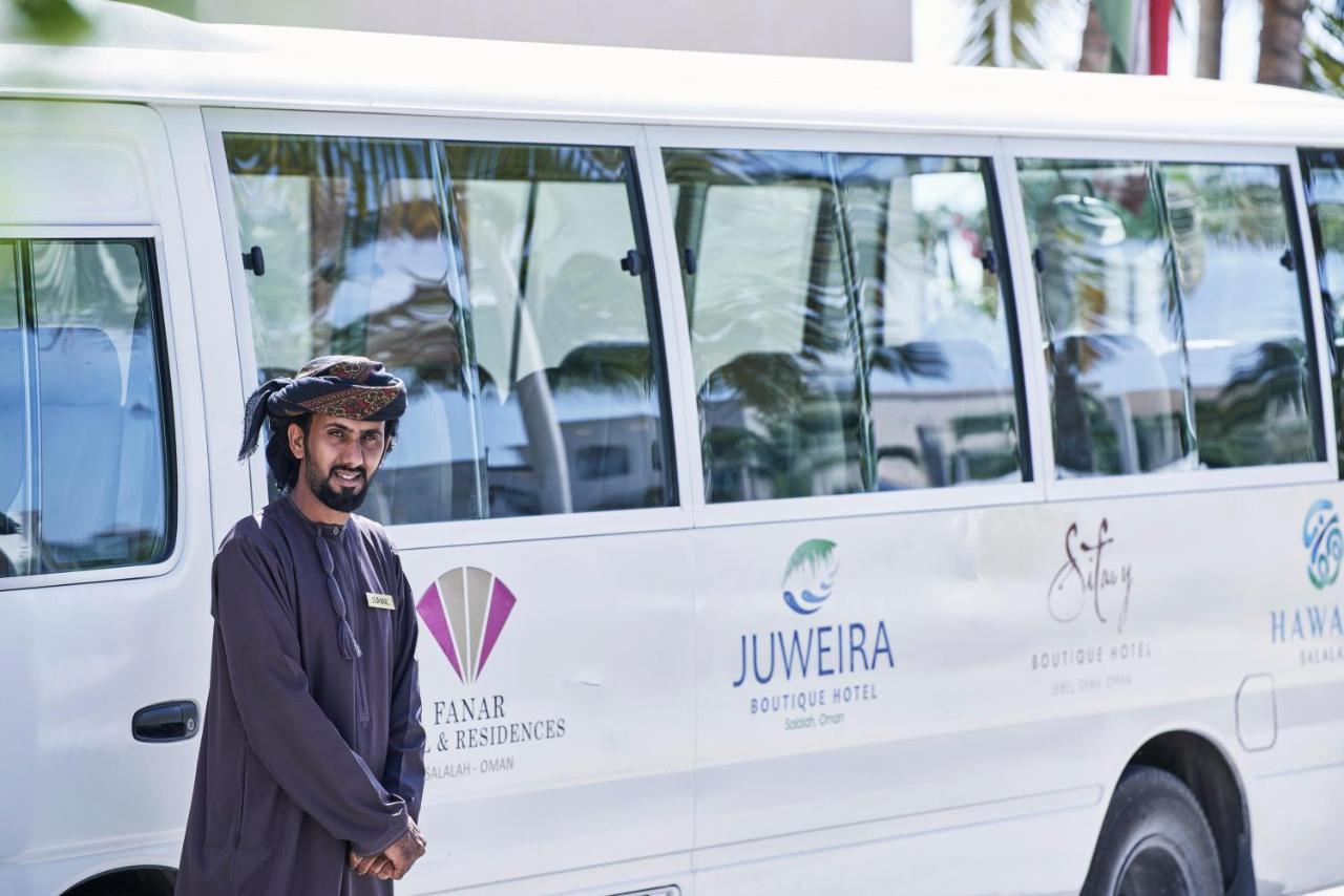 Fanar Hotel & Residences Salalah Esterno foto Juweira driver